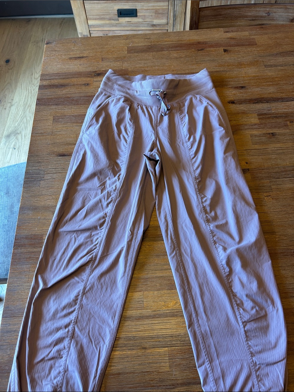 Lululemon Light Lavender Ribbed dance Jogger Pants